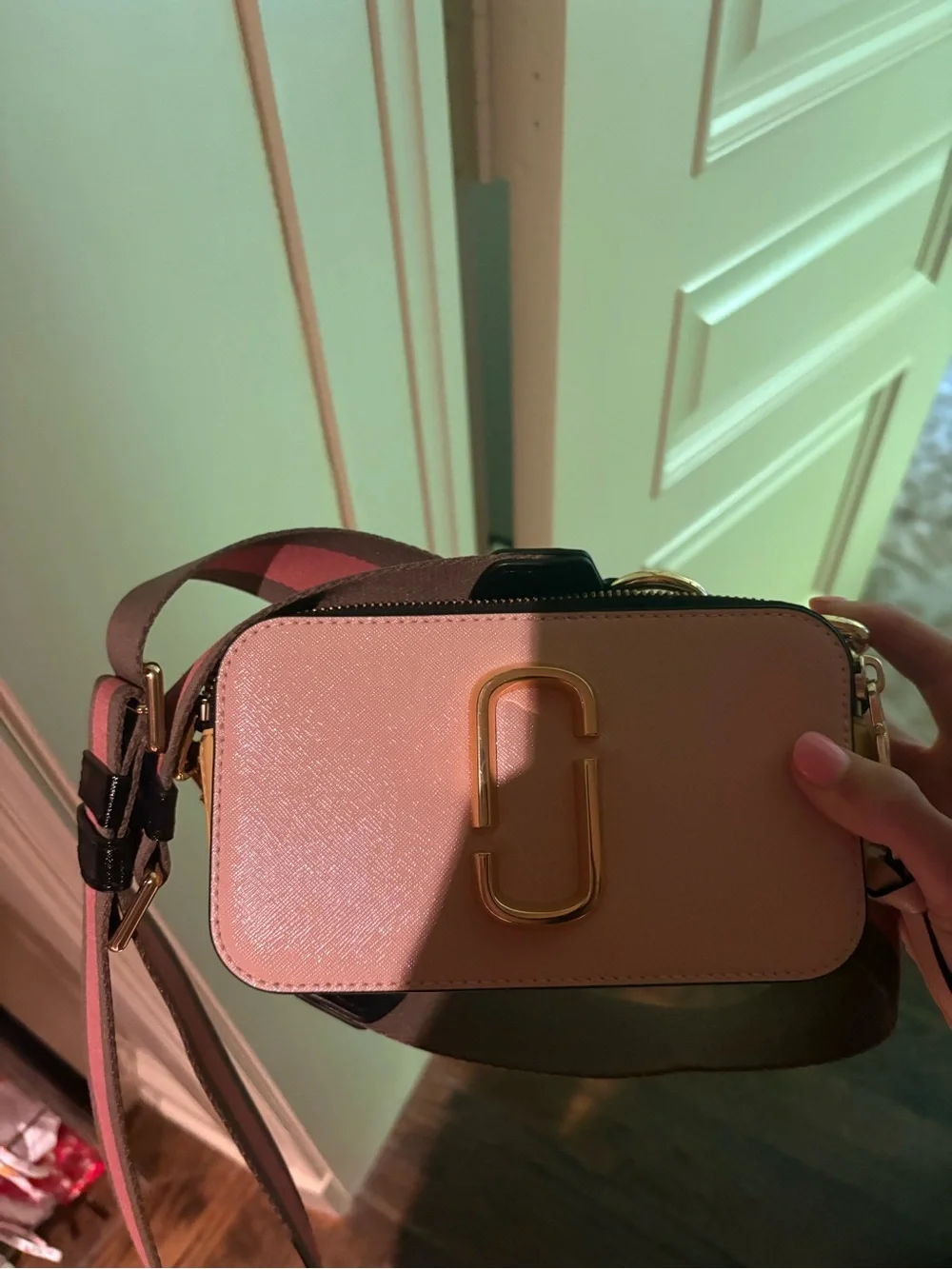Marc Jacobs snap shot purse